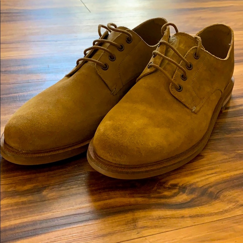 Clark’s Tan Suede Casual Shoe - M 91/2